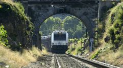 Foto de archivo de la va Ourense-Vigo.