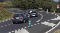 Doble carril de la N-547 subiendo hacia Arza y que fue desagregado para hacer una va de servicio