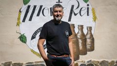 Pablo Casanova empez� en el 2005 como agricultor a tiempo parcial y ahora tiene su empresa de cerveza artesana