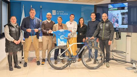 Presentaci�n de la prueba ciclista en la delegaci�n provincial de la Xunta de Galicia