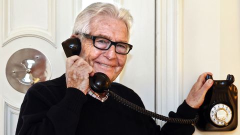 Jaime Gonz&aacute;lez, que fue director de Telef&oacute;nica en Galicia, hace unos d&iacute;as en su casa de Vigo