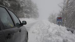 El temporal de nieve persiste en la monta�a lucense