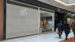 El centro de est�tica Ideal ya cerrado en el Centro Comercial As Cancelas, de Santiago