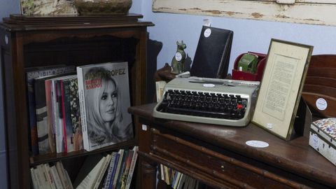El Hotel Drouot de Par&iacute;s mostr&oacute; 285 lotes con objetos de Brigitte Bardot puestos a subasta