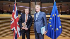 Los negociadores Frost y Barnier, en su primera y �nica reuni�n �postbrexit� el pasado 2 de marzo