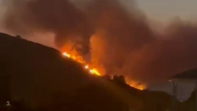 Tercer incendio en dos meses en el parque de Bens