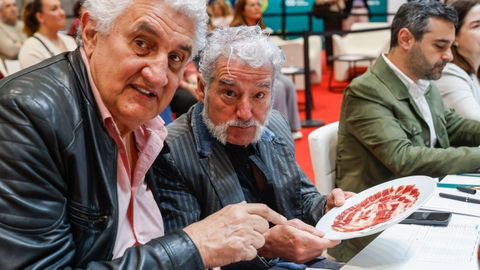 Fernando Romay y Serxio Pazos en el certamen de cortadores de jam�n Dehesa de Extremadura