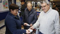 Vendiendo este mi�rcoles loter�a en la librer�a Cantigas de San Cibrao