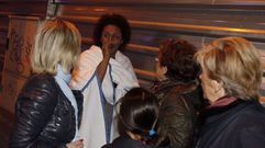 Decenas de desalojados en Vigo al incendiarse un noveno piso