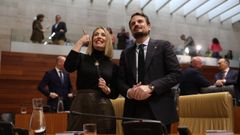 La presidenta en funciones de Extremadura, Mar�a Guardiola, junto al secretario general del PP en Extremadura, Abel Bautista.