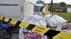 Trabajos de retirada de amianto, en una foto de archivo