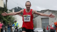Santiago L�pez, primer clasificado en la media marat�n de la r�a de Ferrol