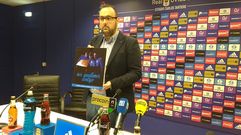 David Alonso Mata, gerente del club, en la presentaci�n de la campa�a �Nos quedamos contigo�