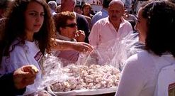 Una imagen de la pasada edici�n de la Festa do Melindre, el producto m�s reconocible de la zona