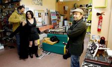 La primera colaboraci�n entre comerciantes y actores se produjo hace solo un a�o. 