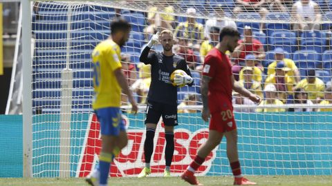 Aarn Escandell, durante un Las Palmas-Sevilla