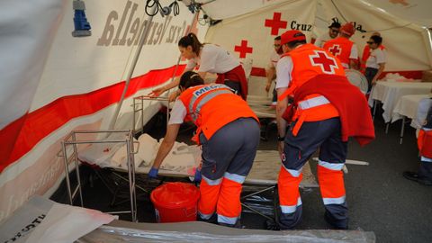 Hospital de campaa en el paseo martimo de A Corua