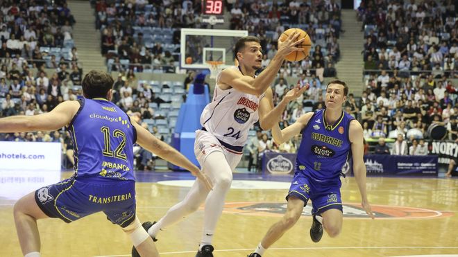 Brito, en el partido ante el COB en Sar