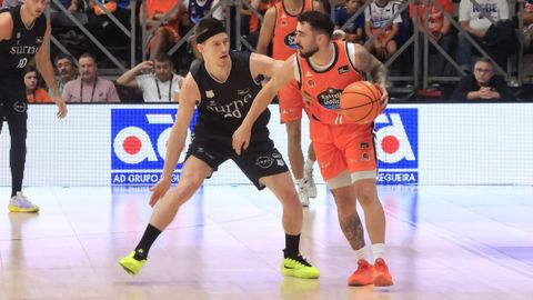 D�dac Cuevas, durante el partido contra el Bilbao Basket.