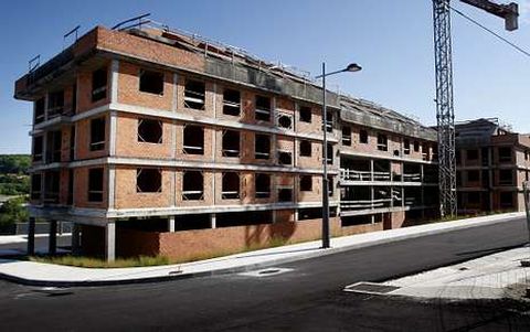 Los edificios de nueva planta cayeron de forma considerable en las comarcas.