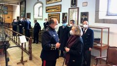 El Museo Naval acogi� un homenaje al art�fice del Museo Naval de Ferrol, Leopoldo Boado, ya fallecido. Su viuda, Elisbeth Liebing, descubri� una placa en en su recuerdo en la sala que exhibe los restos de la fragata Magdalena
