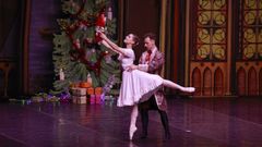 Tchaikovsky National Ballet con  El Cascanueces . en el palacio de la opera.