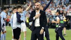 El entrenador del Celta, Claudio Gir�ldez, emocionado tras lograr el billete para la Europa League.