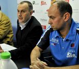 Ant�n Bao y Cristino Menor, en la sala de prensa del Pazo.