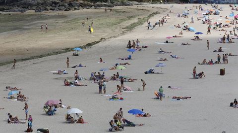 Playa de Bastiagueiro, en Oleiros