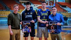 El presidente del COB, Diego Regueira, con Isaac V�zquez, jugador del club; Diego Seara, coordinador de la cantera del COB-BBALL; y Jorge Pumar, como representante de la Diputaci�n
