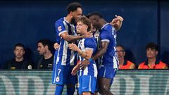 Los jugadores del Deportivo celebran el gol de Luismi Cruz ante el Villarreal.