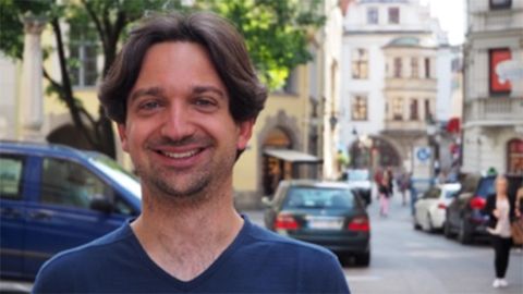 Eduardo Morales,  ganador del premio Fundaci�n Banco Sabadell a la Investigaci�n Econ�mica