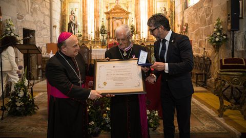 Homenaje a Jos� Antonio Vila Bri�n en O Porto do Son