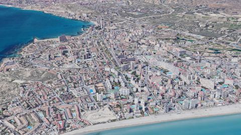 Imagen de sat�lite de la milla de oro en la playa alicantina de San Juan 