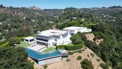 La mansi�n propiedad de Ben Affleck y Jennifer L�pez en Beverly Hills