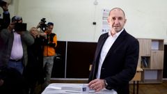 El exgeneral Rumen Radev, cabeza de lista en las elecciones legislativas de Bulgaria.