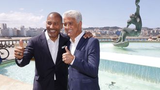 Bebeto recibi un homenaje en la ciudad en en el 2023 junto con Mauro Silva, ambos jugadores del Dpor. 