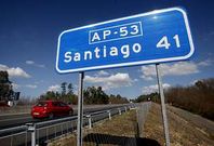 El coste por kil�metro de Santiago a Lal�n Oeste ser� desde el domingo 13 c�ntimos, casi 22 pesetas.