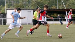 Imagen de un partido anterior del Arousa en la Liga de Divisi�n de Honor Juvenil