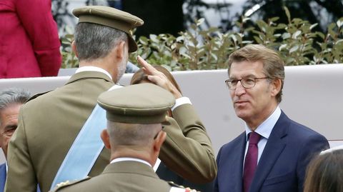 El rey Felipe y Alberto N��ez Feijoo