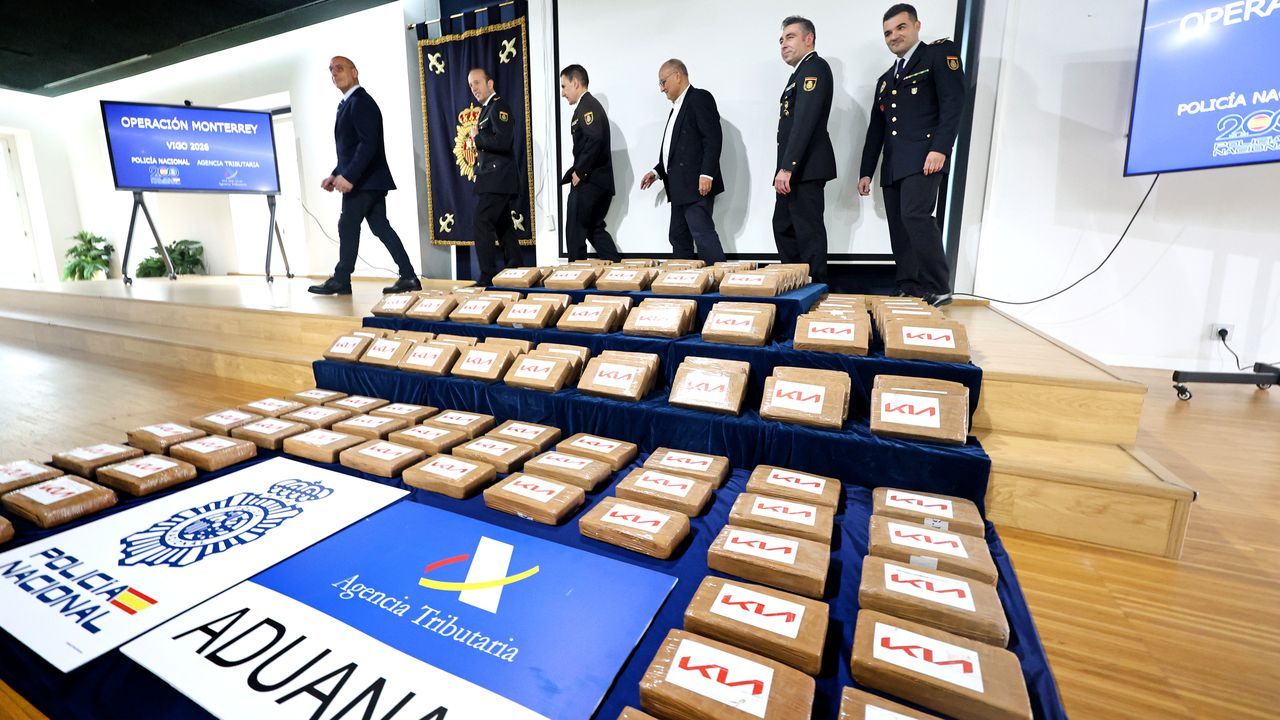 Las defensas de siete detenidos por 200 kilos de cocaína en el puerto de Vigo ponen en duda la versión policial