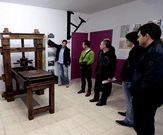 La reproducci�n en madera de la imprenta de Gutenberg