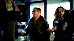 Un�ganador se entera en directo de que�tiene dos d�cimos del cuarto premio