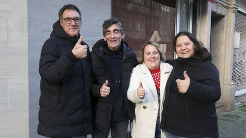 El nuevo equipo del Rueiro das Meninas, con Suso en el medio.