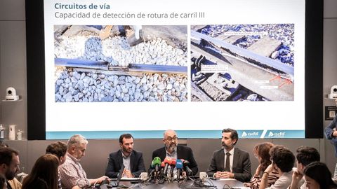El presidente del ADIF, Pedro Marco, en una rueda de prensa para explicar aspectos t�cnicos del accidente de de Adamuz