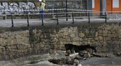 La zona fue precintada por la tarde para restringir el paso de los peatones. 