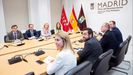 Representantes de Ciudadanos y el PP en la reuni�n que mantuvieron para negociar los apoyos en el ayuntamiento y la comunidad de Madrid 