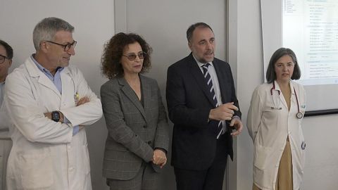 Luis Verde, Carmen Durán, Julio García Comesaña y Nieves Domínguez, en la presentación del cribado de cáncer de pulmón en el centro de salud de O Ventorrillo (A Coruña)