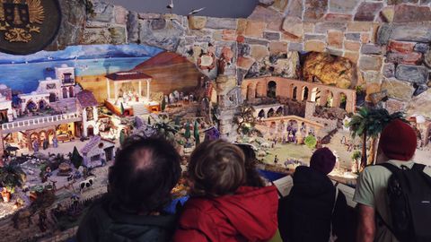 Inauguraci�n del bel�n del cuartel de Atocha