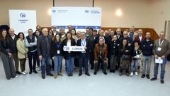 Imagen del congreso del PP celebrado en Lobios, con el presidente provincial y la alcaldesa.